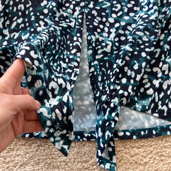 Old Navy Active Athletic Tank - Picture 7 of 7